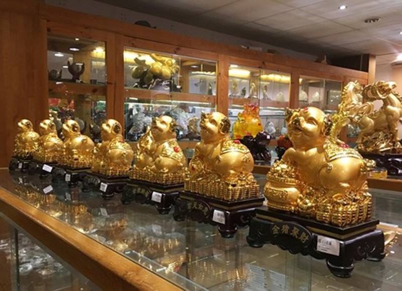 Giá vàng 9999 hôm nay ngày Thần tài  Bay Cao Ngất Ngưỡng