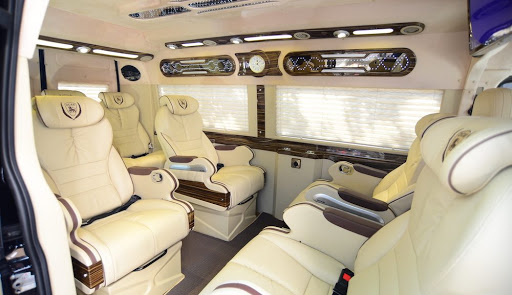 limousine bình dương